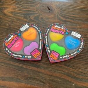 Teenie Squee Hearts Squishy Toys NeeDoh Valentine’s Day Gift - 2 packs